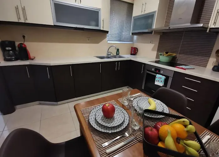 Comfy In Chania Center Apartment *