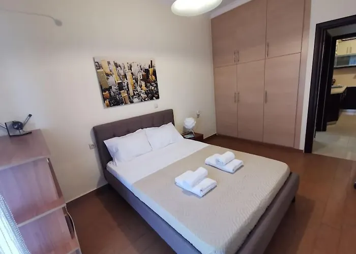 Comfy In Chania Center Apartment *